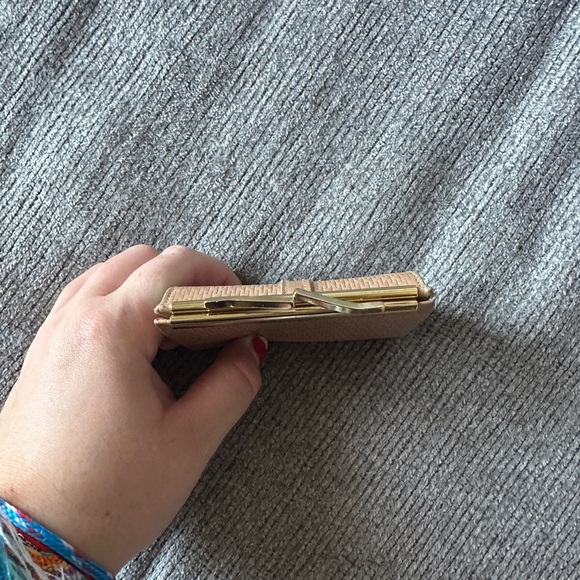 Bond Street tan wallet with original box! - Picture 5 of 7